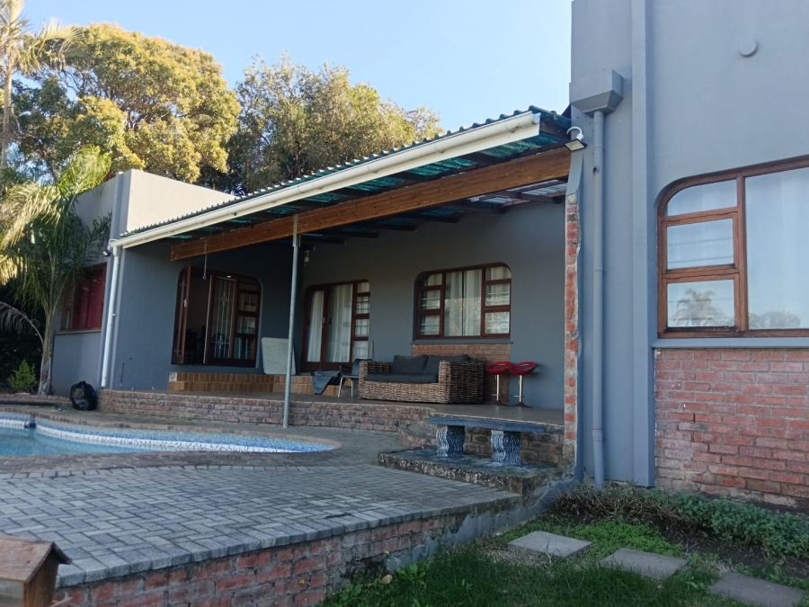 3 Bedroom Property for Sale in Beacon Bay North Eastern Cape